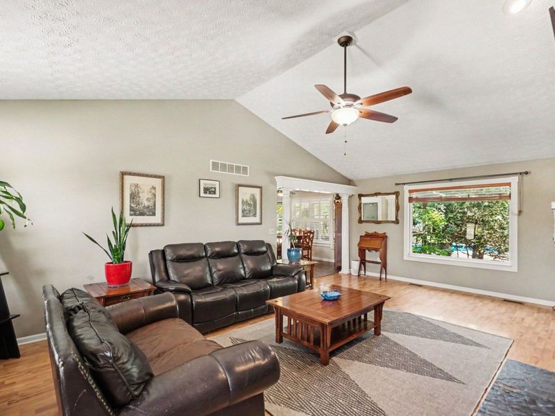 1894 Morningside Drive, Florence, KY 41042 Photo 6