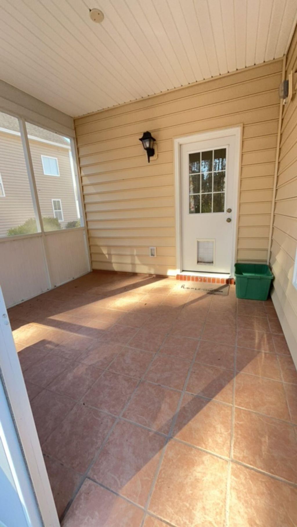 132 Avonshire Drive Photo 14