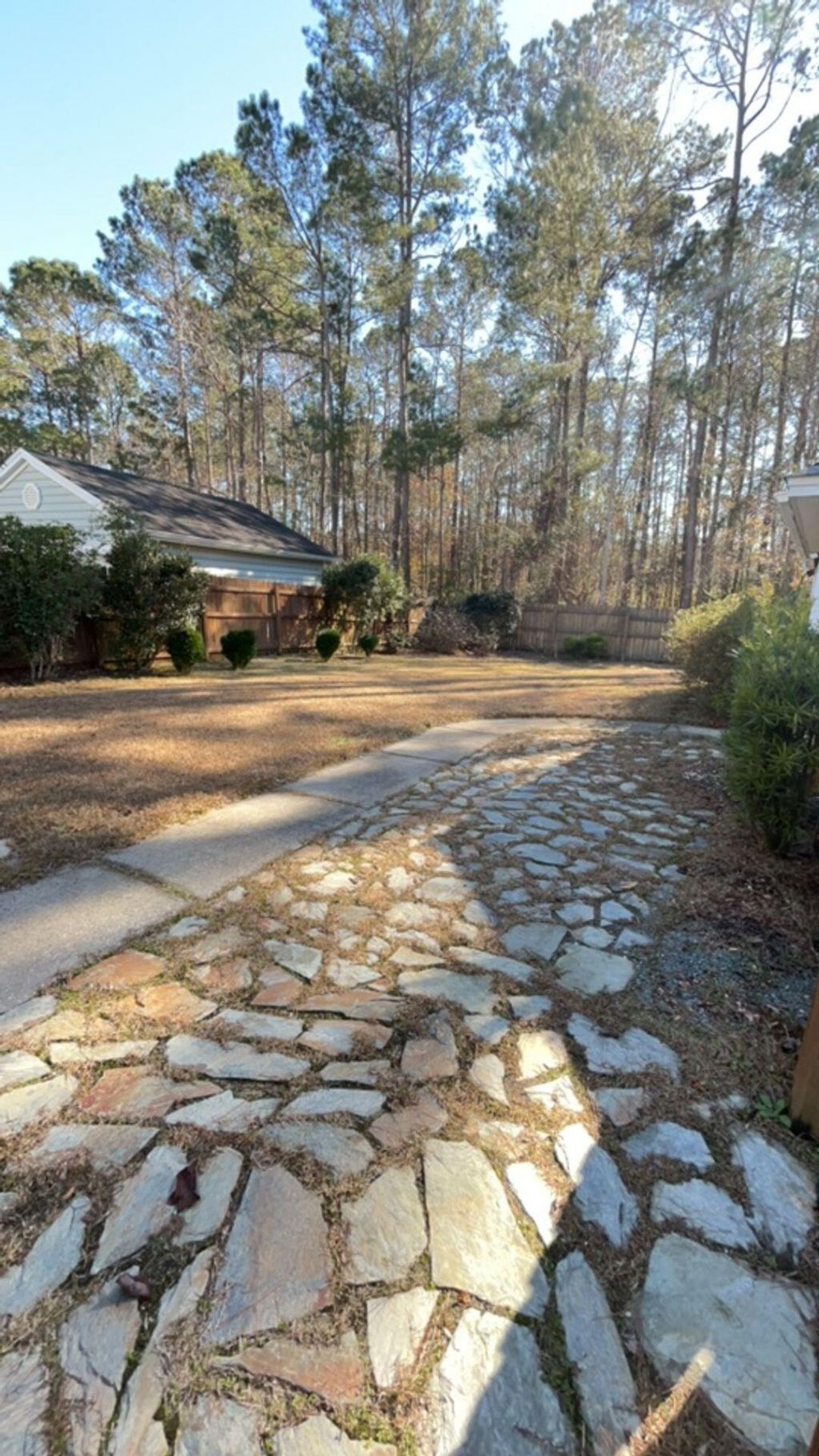 132 Avonshire Drive Photo 15