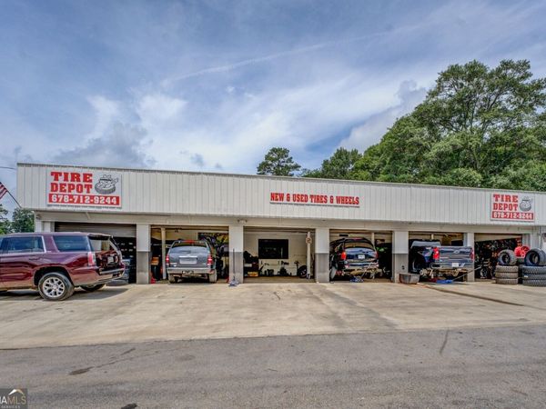 6166 Washington Street SW, Covington, GA 30014