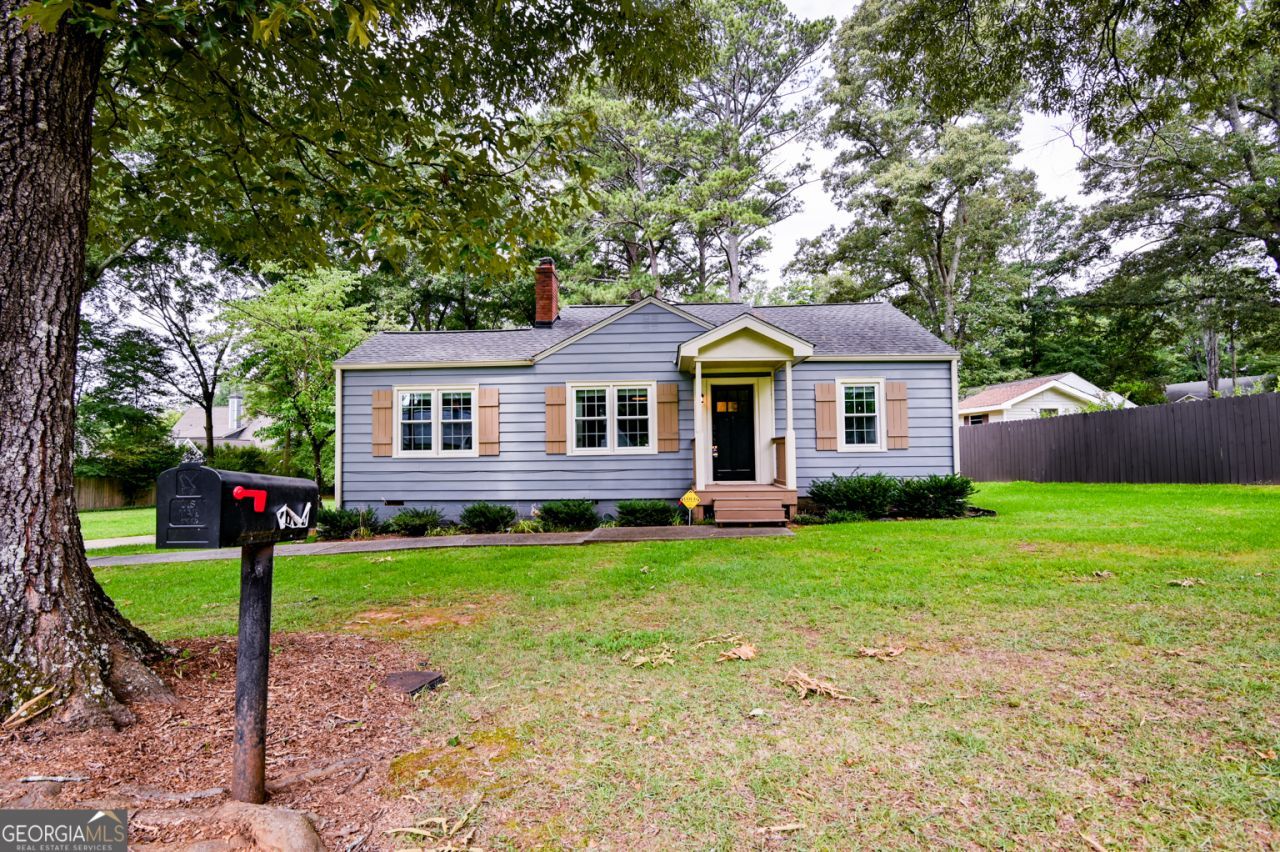 2638 Brown Circle Se, Smyrna, GA 30080 Main Photo