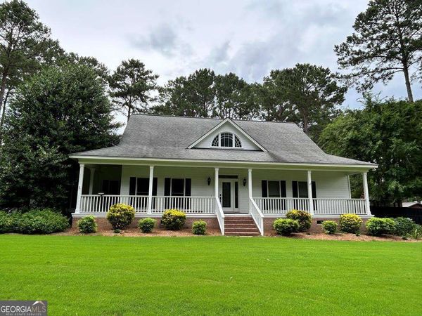 18 Woodgate Drive, Tifton, GA 31793