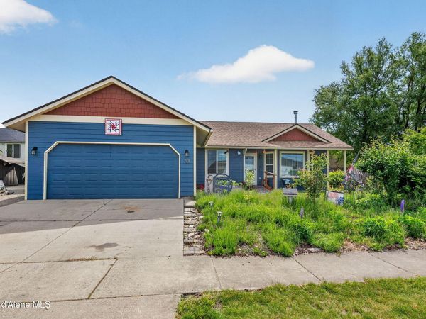 701 S Pleasant View RD , Post Falls, ID 83854