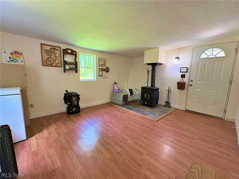 4233 County Line Road, Diamond, OH 44412 Photo 10