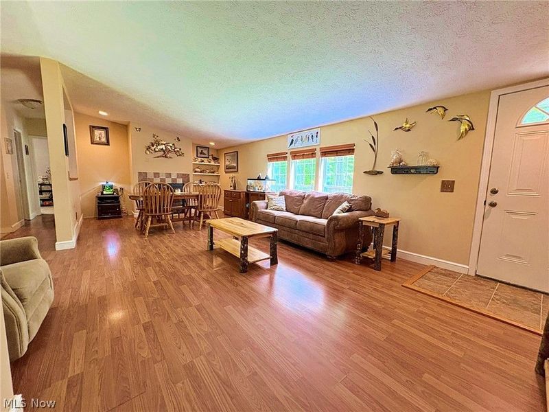 4233 County Line Road, Diamond, OH 44412 Photo 13