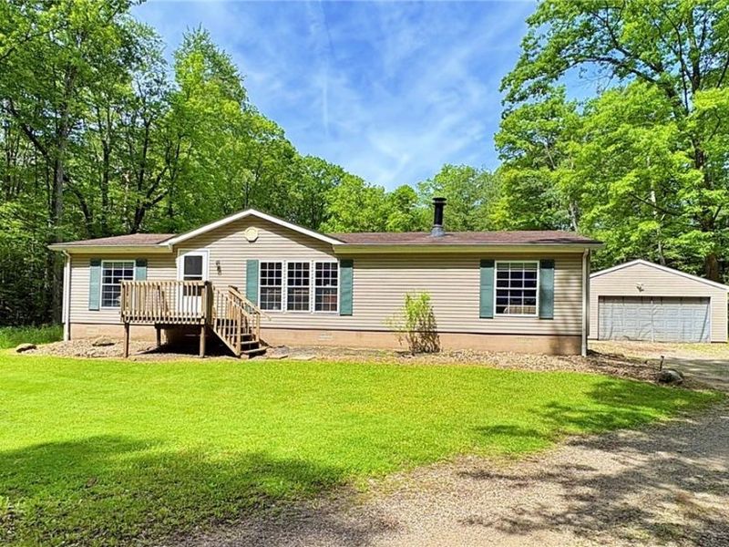 4233 County Line Road, Diamond, OH 44412 Photo 2