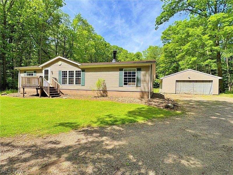 4233 County Line Road, Diamond, OH 44412 Photo 3