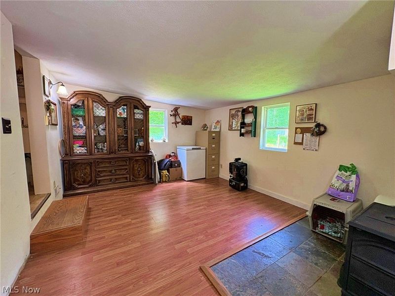 4233 County Line Road, Diamond, OH 44412 Photo 9