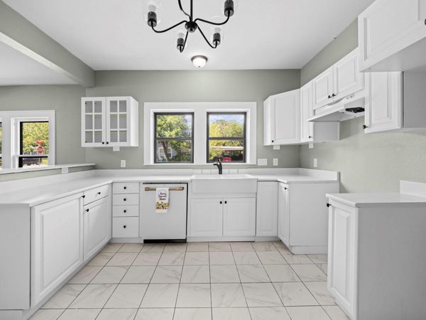 617 N Beal ST , Belton, TX 76513