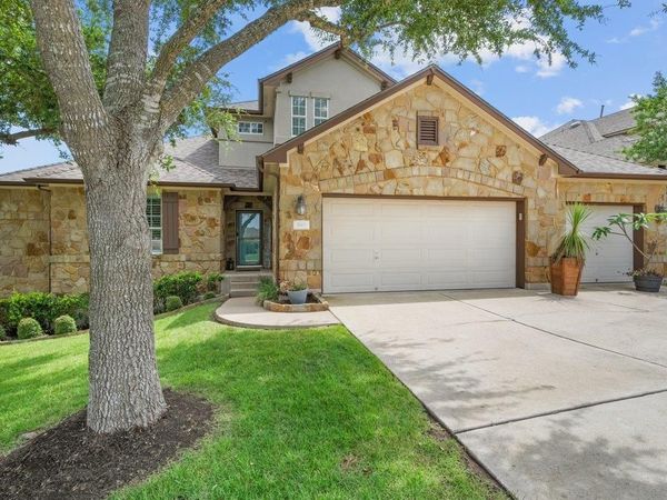 540 Manchester LN , Austin, TX 78737