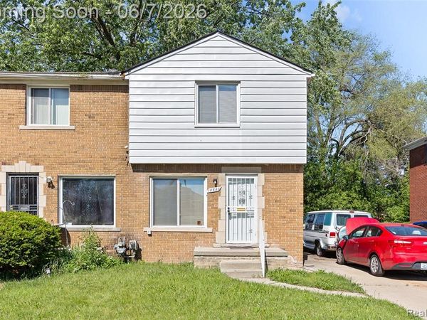 18697 Schaefer Highway E, Detroit, MI 48235