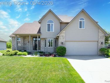 1366 Hidden Wood Court, Grand Blanc Twp, MI 48439