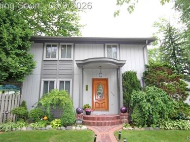 615 Davis Avenue, Birmingham, MI 48009