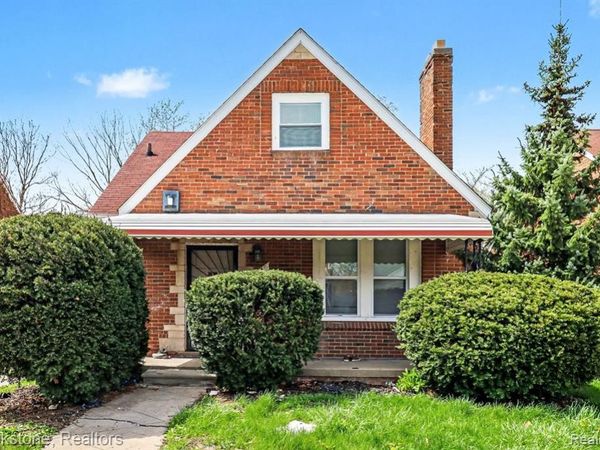 16605 Freeland Street, Detroit, MI 48235