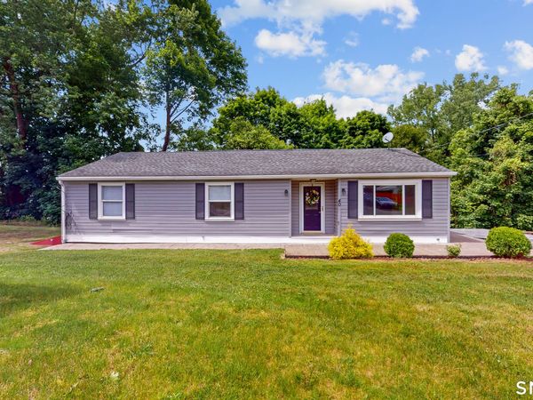 40 Union St , Enfield, CT 06082