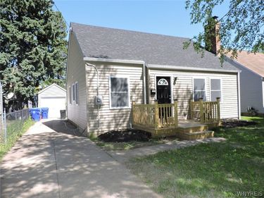 110 Onondaga Avenue , Buffalo, NY 14220
