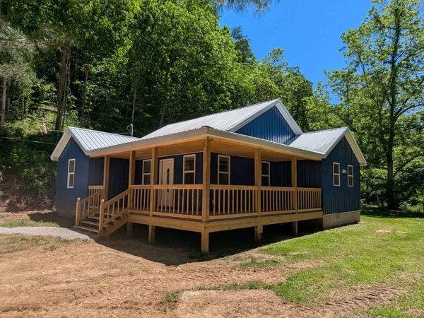 239 Leatherwood Branch , Olive Hill, KY 41164