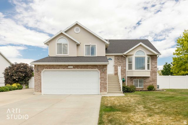 2402 W 2375 N, Clinton, UT 84015 Main Photo