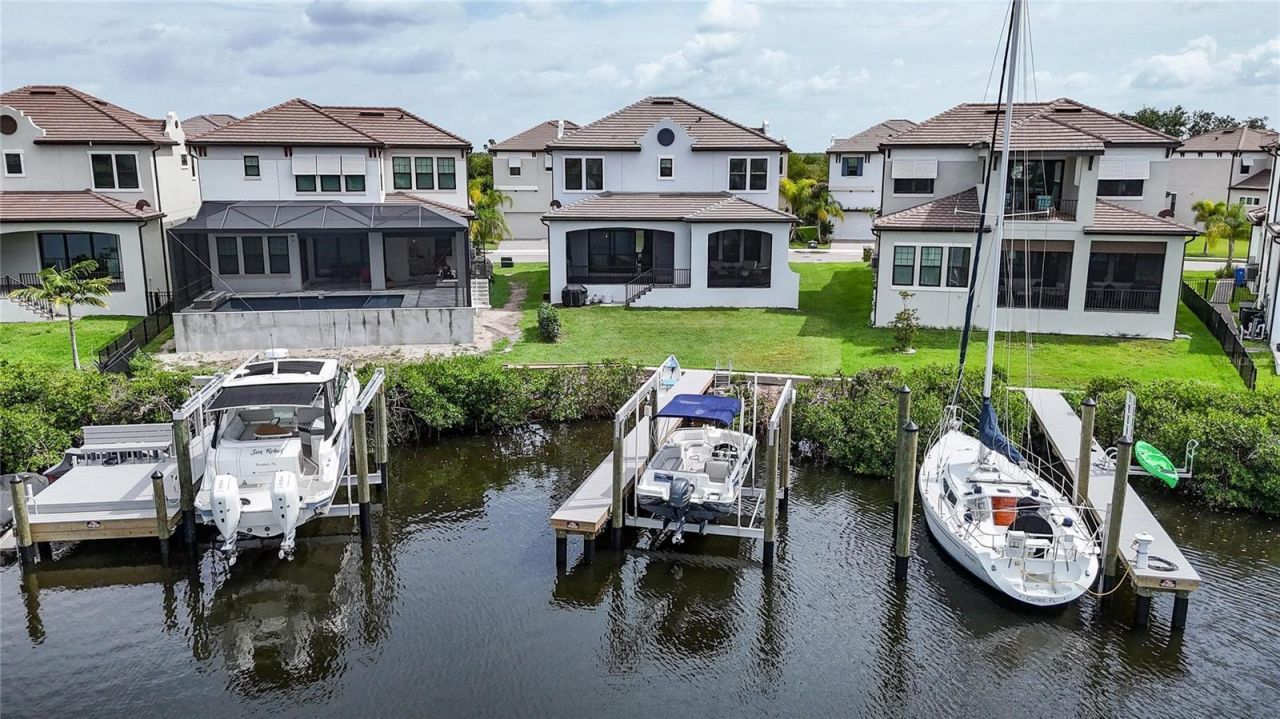1108 Seagrape Drive , Ruskin, FL 33570 Photo