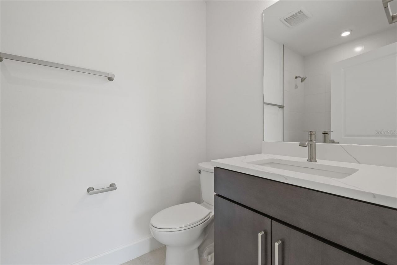 305 15th Street N, Saint Petersburg, FL 33705 Photo