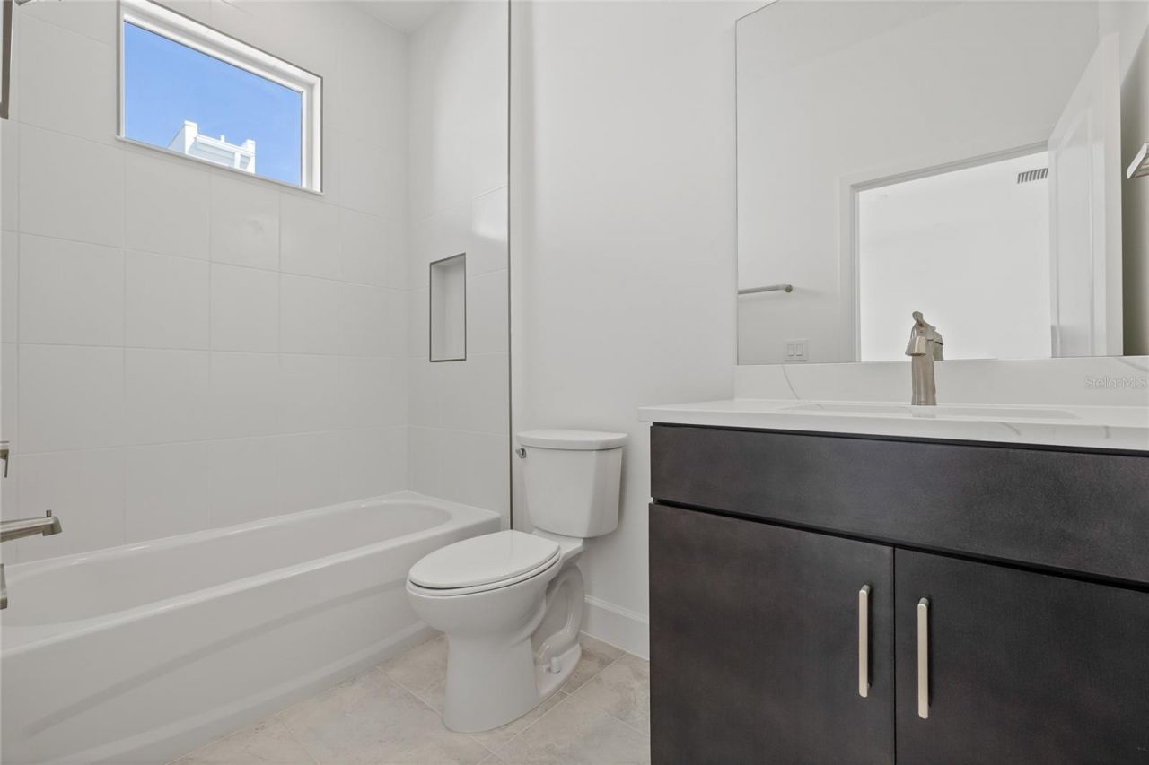 305 15th Street N, Saint Petersburg, FL 33705 Photo