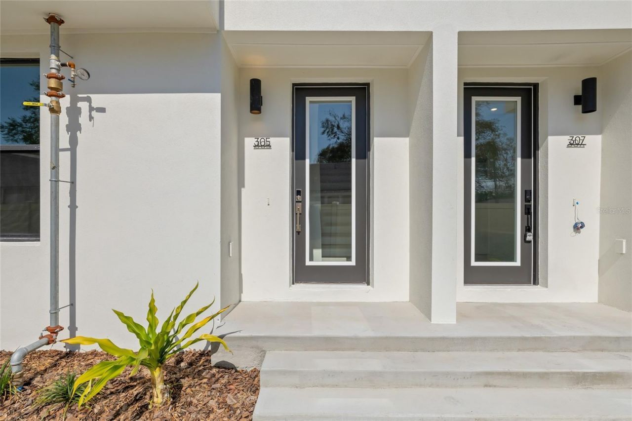 305 15th Street N, Saint Petersburg, FL 33705 Photo