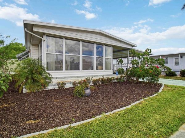 5402 CHATEAU LANE , BRADENTON, FL 34207