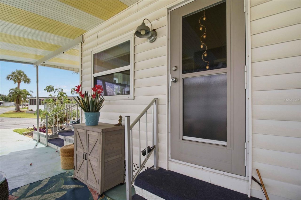 5402 Chateau Lane , Bradenton, FL 34207 Photo