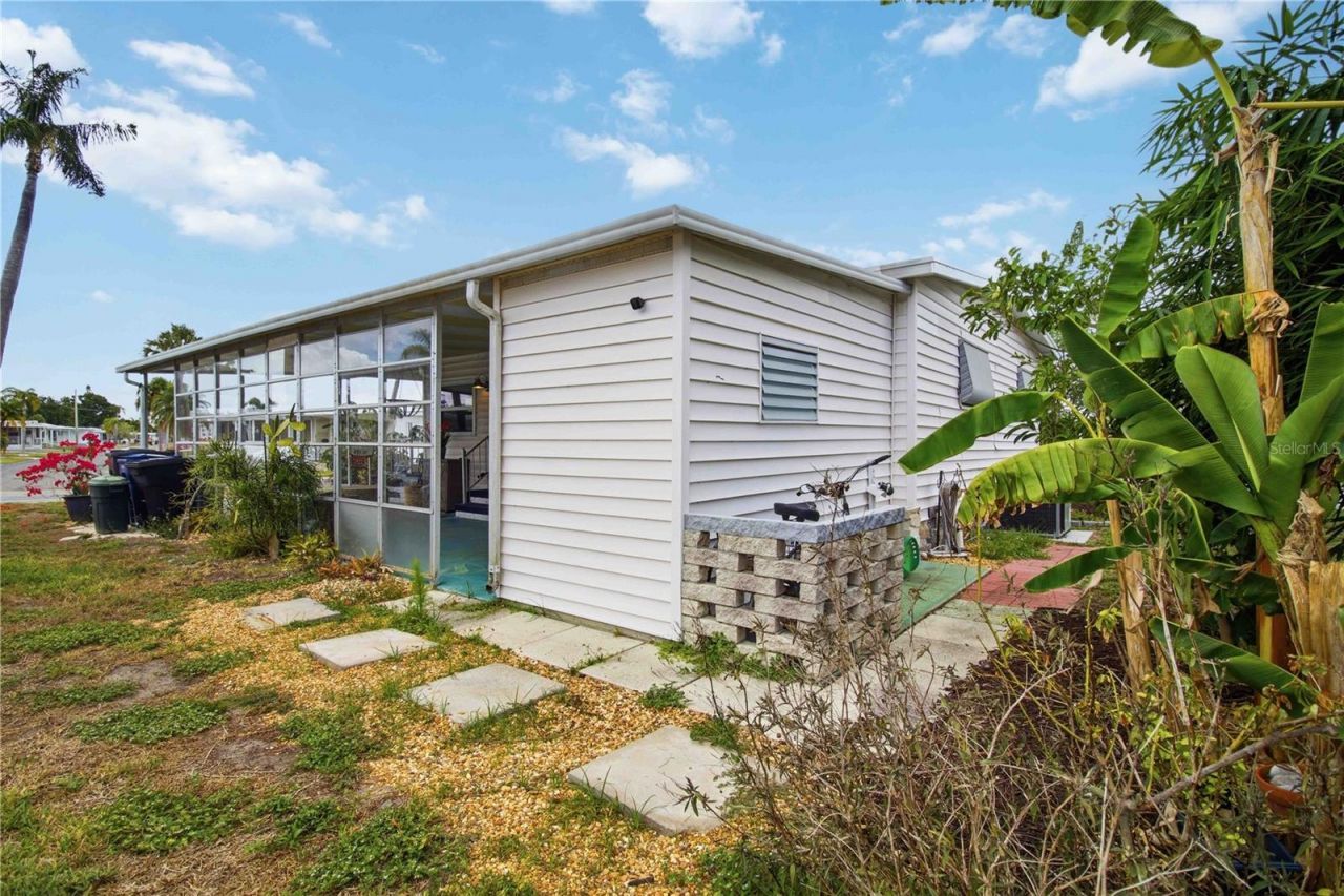 5402 Chateau Lane , Bradenton, FL 34207 Photo