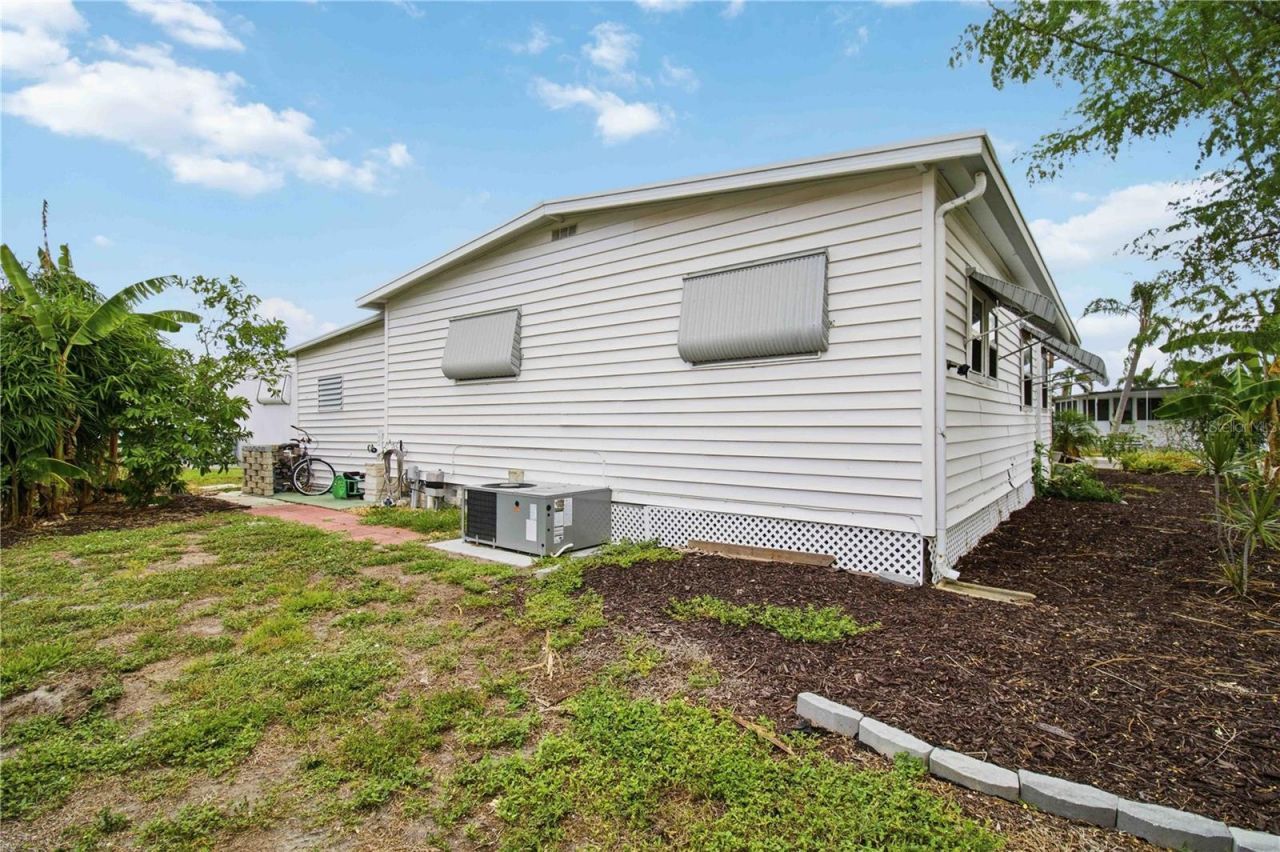 5402 Chateau Lane , Bradenton, FL 34207 Photo