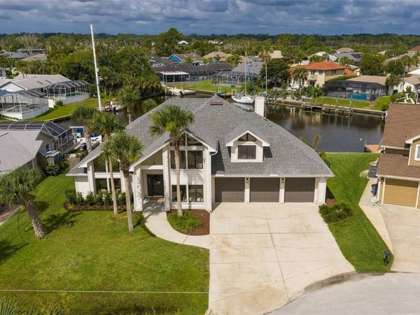 7 CHINOOK COURT , PALM COAST, FL 32137