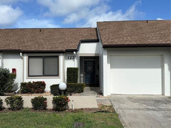1211 CAPRI ISLES BOULEVARD , Unit 122, VENICE, FL 34292