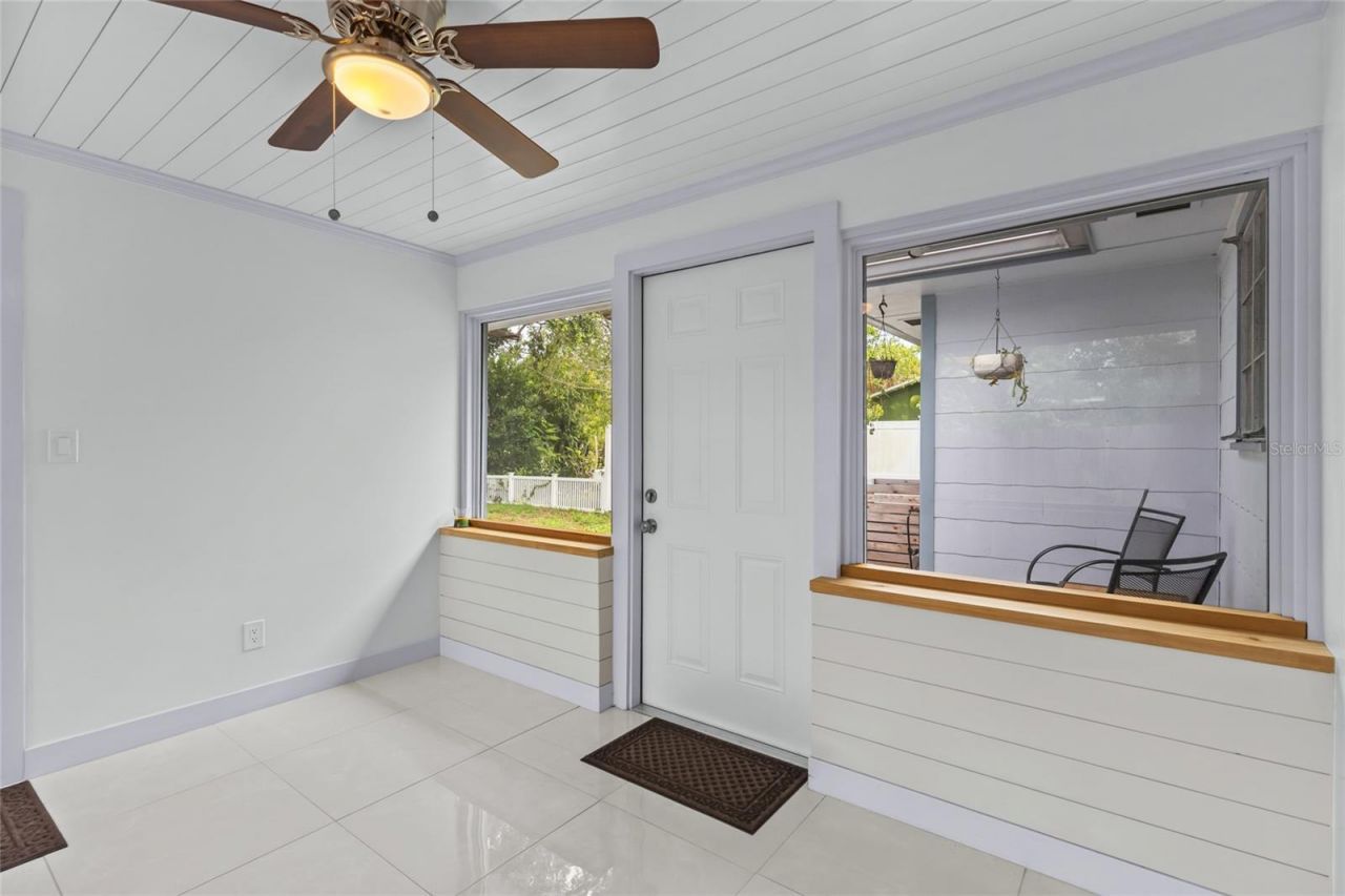 2450 49th Street S, Saint Petersburg, FL 33711 Photo
