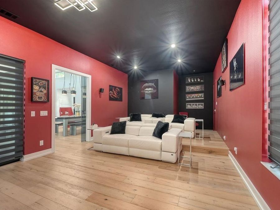 Property Image 33