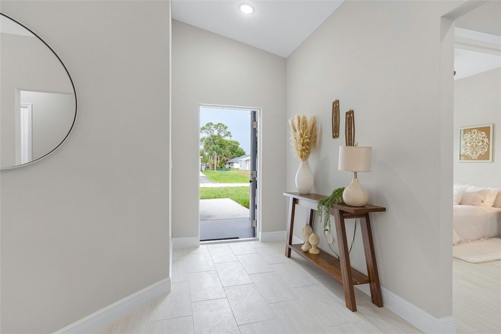 8226 104th Court, Vero Beach, FL 32967 Photo