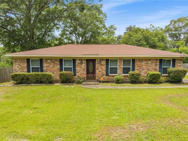 2316 Woodland Road, Mobile, AL 36693