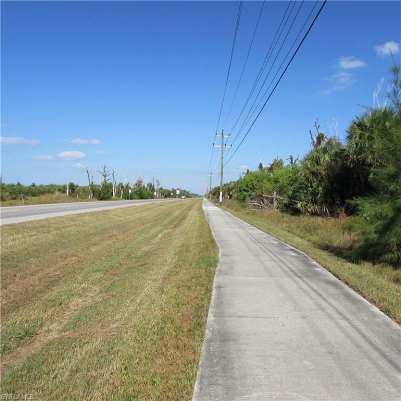 3960 Stringfellow Rd, Saint James City, FL 33956 Photo