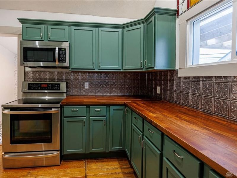 1016 S Walnut Street, Troy, OH 45373 Photo 5