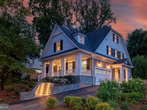 5718 HUNTINGTON PARKWAY , BETHESDA, MD 20814