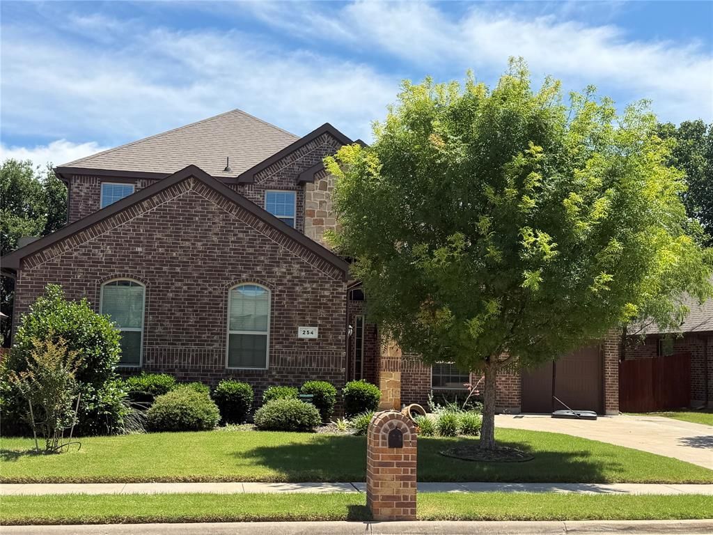 254 Ashlawn Drive, Midlothian, TX 76065 Main Photo