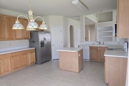 217 Summer Rain Court photo 4
