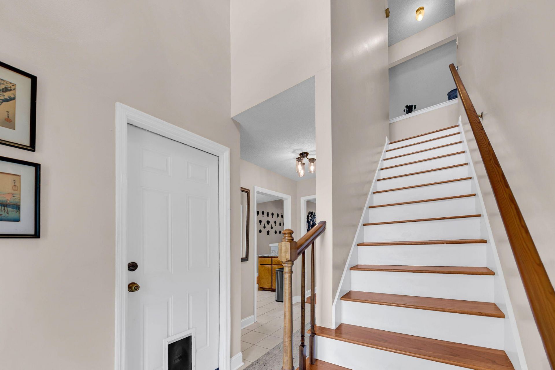 136 Stewart Street Photo 14