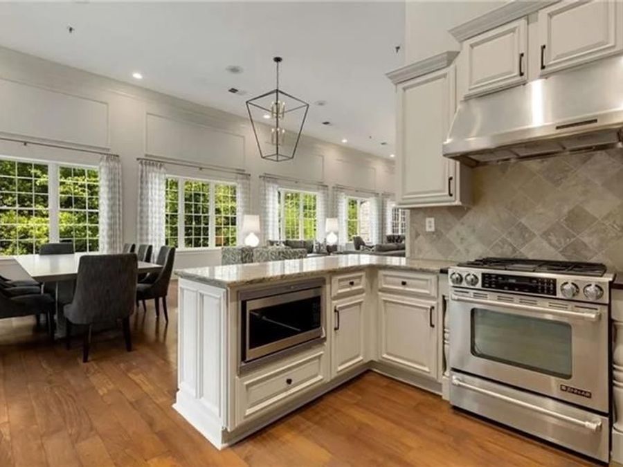 Property Image 38