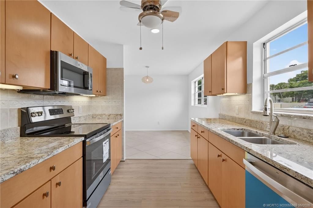 2 Lake Vista Trail, Unit 107, Port Saint Lucie, FL 34952 Photo