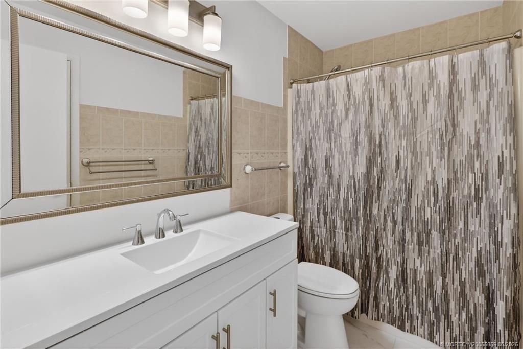 2 Lake Vista Trail, Unit 107, Port Saint Lucie, FL 34952 Photo