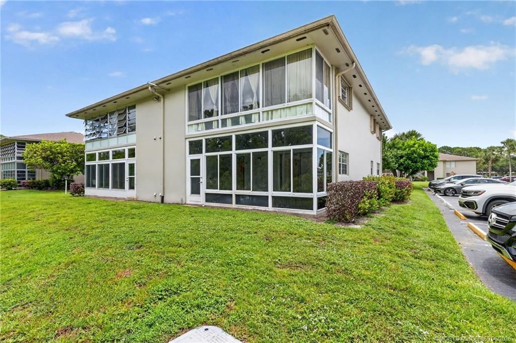2 Lake Vista Trail, Unit 107, Port Saint Lucie, FL 34952 Photo