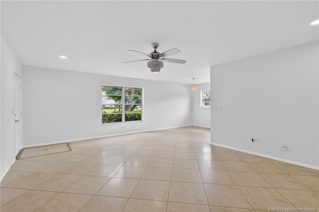 2 Lake Vista Trail, Unit 107, Port Saint Lucie, FL 34952 Photo