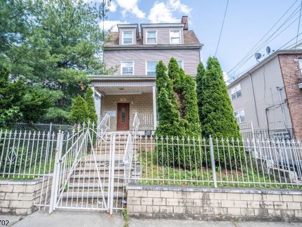 84 Farley Ave, Newark, NJ 07108