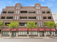 , Chicago, IL 60640 primary photo