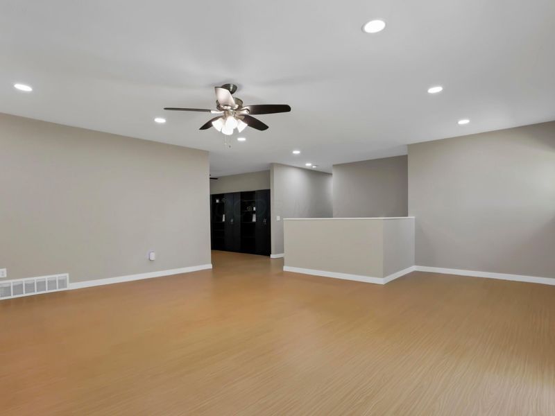 187 Valley View Drive SE, Heath, OH 43056 Photo 17